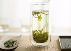龙井茶手工炒制有哪些好处？如何和机器制茶区分开来